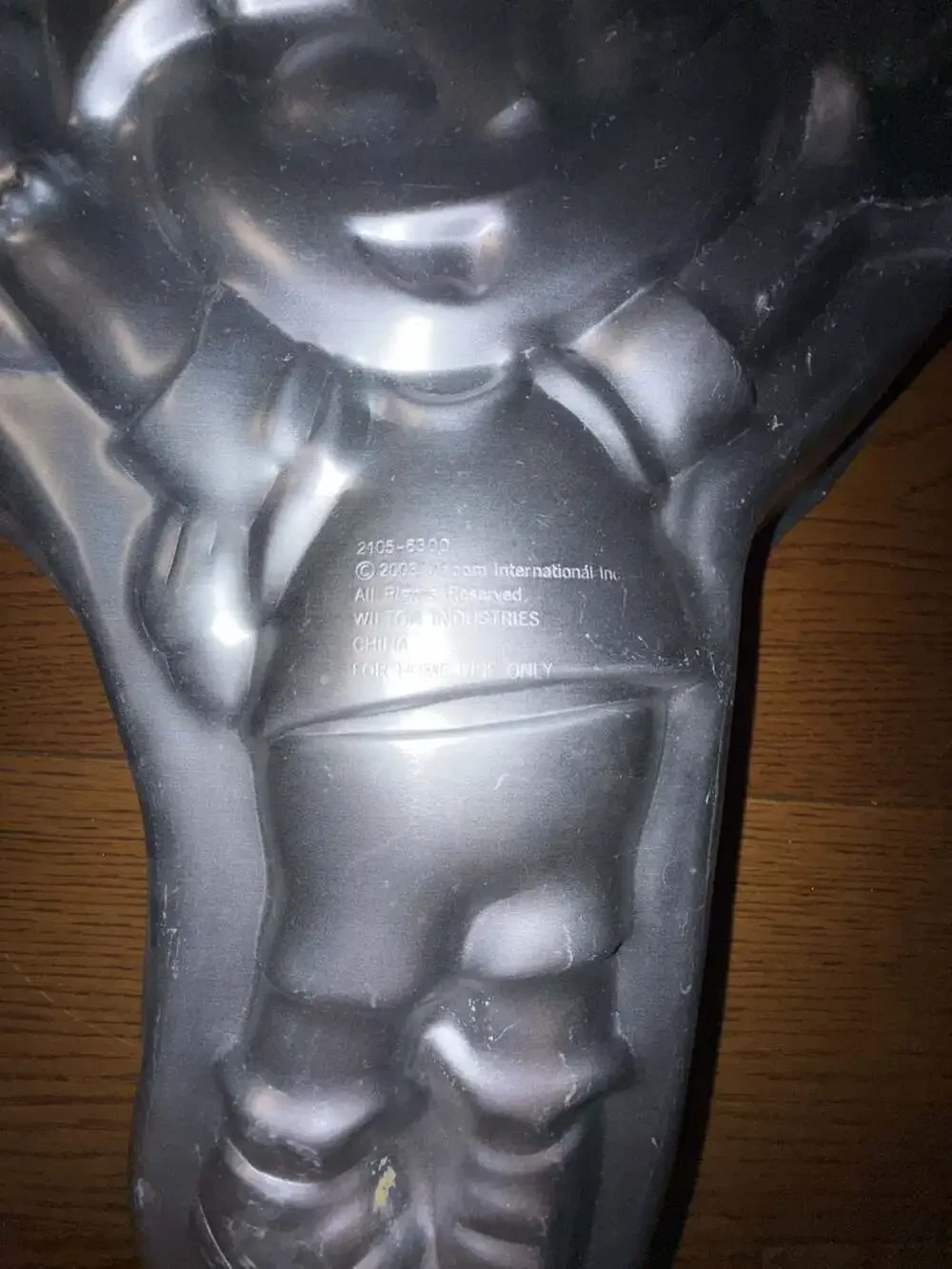 Wilton Dora the Explorer Aluminum Cake Pan 2105-6300
